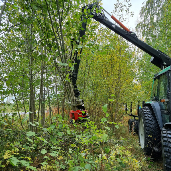 Farmikko 221TCE - Bild 3
